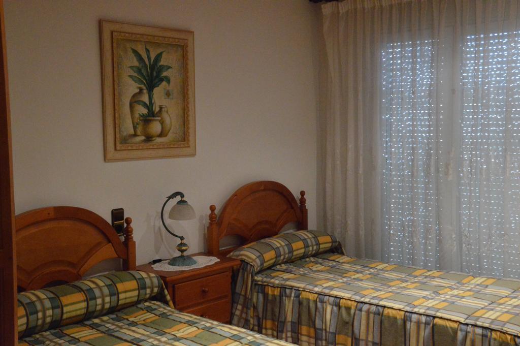 Casa Vitorianet Pensionat Alcampel Exteriör bild
